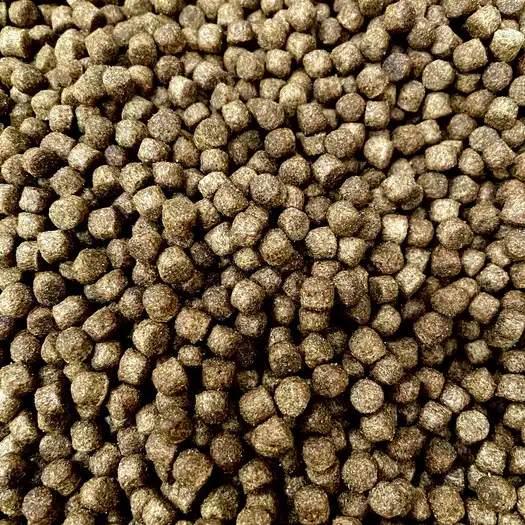 floating fish pellet